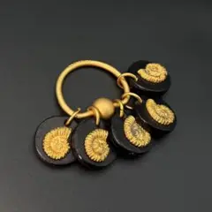 【良品】ANTEPRIMA アンテプリマ　アンモナイト　キーホルダー　ゴールド