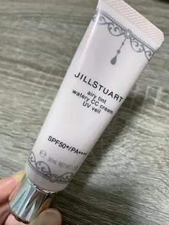 ジルスチュアート ウォータリーCCクリーム