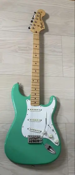 ST71フェンダージャパンストラトキャスター71年式美品専用ケースと おまけ付き ST71フェンダージャパンストラトキャスター71年式美品専用ケース