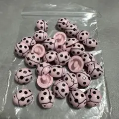 ご愛顧感謝価格！送料無料！レトロなボタン てんとう虫 薄桃 15mm