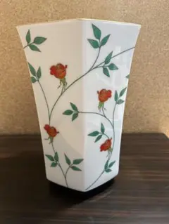 2886 香蘭社　鶴絵　青海波　花瓶　金彩 Yahoo!オークション -「香蘭社 花瓶 鶴」の落札相場・落札価格