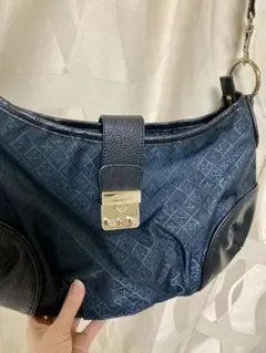 今だけ!【最終値下げ】美品⭐︎ラシット russet ショルダー バッグ 黒