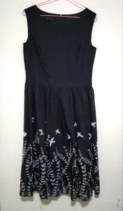 ローラアシュレイ ノースリーブネイビー ひざ丈ワンピース