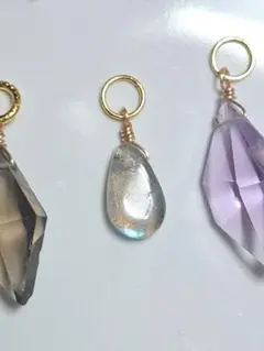Item thumbnail for item b7fc4e2b-0ca4-4477-8239-fb0b0803d48d