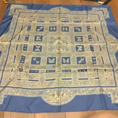 美品　HERMES　エルメス　花と蝶のスカーフ