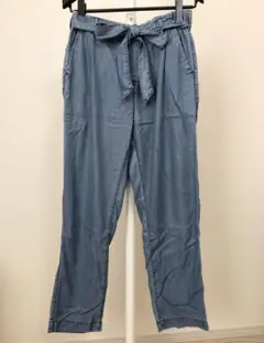 『earth music&ecology』接触冷感デニムテーパードパンツ