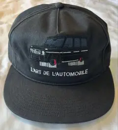 KAR/L'ART DE L'AUTONOBILE キャップ