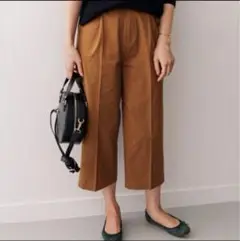 URBAN RESEARCH DOORS コットンクロップドワイドパンツ