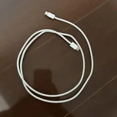 アップル純正USB-Cケーブル 約1メートル ホワイト　新品　おまけつき。