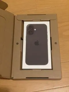 iPhone 16 ブラック　128GB 新品未開封　SIMフリー