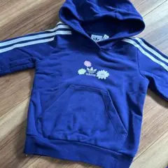 adidas フラワープリント パーカー