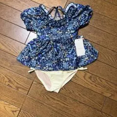 新品未使用　花柄フリル水着セット 90