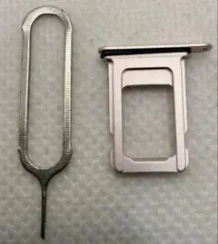 iPhone13用（ピンク・桃）　SIMトレイ・SIMトレー