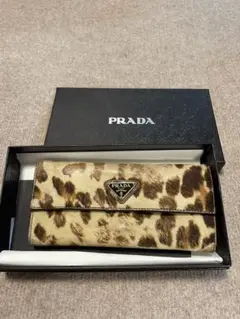 PRADA レオパード柄・プラダ　レディース　財布　長財布　ヒョウ柄 レオパード柄・超美品】プラダ PRADA レディース 財布 長財布