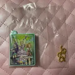 アイカツ グッズコレクション2 ガチャガチャ　劇場版限定　バインダー