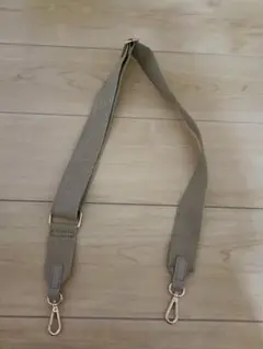 ベージュショルダーストラップ