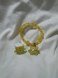 Item thumbnail for item 3085d6cd-41fc-40c2-af43-9357fef7f502