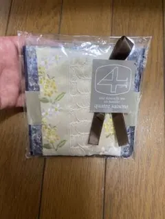 quatre saisons 花柄ハンカチ　ティッシュケース