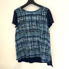UNTITLED トップス