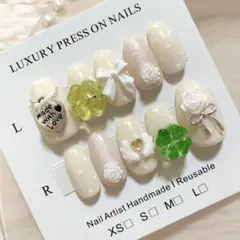 現品୨୧ウィッシュコアネイルチップ　クローバー　薔薇　ミルクホワイト　バレリーナ