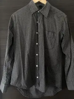 チェックシャツ