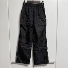 【美品】ニューバランス ウィンドブレーカーパンツ 黒 ブラック 光沢 ジャージ