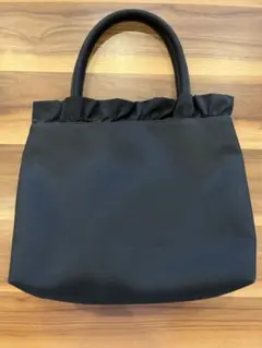 フリルブラックバック