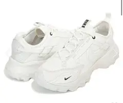 NIKE WMNS TC 7900 ホワイト厚底スニーカー