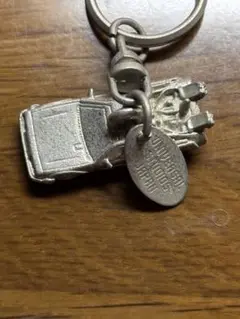 バックトゥザフューチャー　キーホルダー　デロリアン