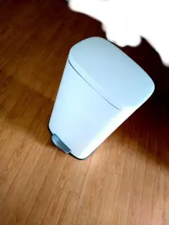 ホワイト　ステンレスゴミ箱　大