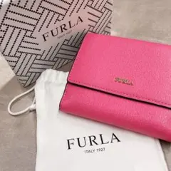 FURLA 二つ折り財布 折り財布 コンパクト ピンク レザー ★610