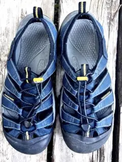 【KEEN】NEW PORTサンダル