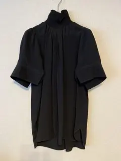 22ss新品☺︎N°21 ヌメロヴェントゥーノ 黒半袖ブラウス 40サイズ