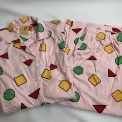 新品未使用　タグ付き　クレヨンしんちゃん　パジャマ　半袖