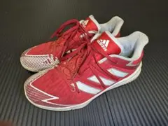 adidas トレーニングシューズ レッド　野球