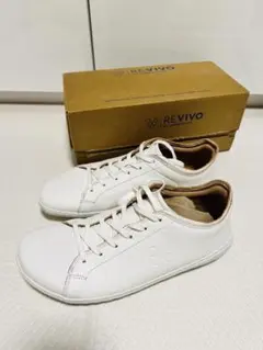 あ*ん様 VIVOBAREFOOTジオコートⅣメンズ43 あ*ん様 VIVOBAREFOOTジオコートⅣメンズ43 GEO COURT IV