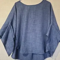 青 フレアスリーブ トップス