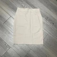 BANANA REPUBLIC ベージュ タイトスカート バックジッパー
