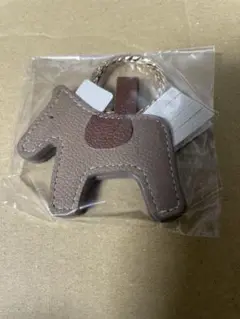 Item thumbnail for item 875e3520-e8f7-4b58-9273-f0c8aba3a6a7