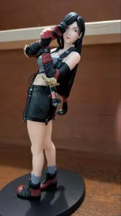 ティファ・ロックハート フィギュア
