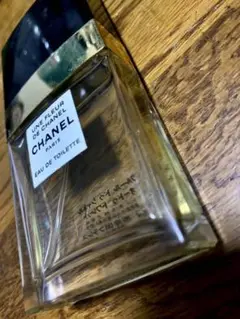 CHANEL UNE FLEUR DE CHANEL シャネル 35ml VINTAGE UNE FLEUR DE CHANEL EAU de TOILETTE 1.2 oz / 35ml