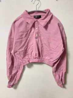 ENVYM ピンク クロップドポロシャツ