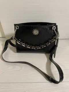 EVRIS ブラック　レザー　ショルダーバッグ