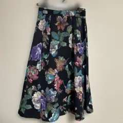 ペルルペッシュ　 花柄　ボタニカル柄　フレアスカート 38サイズ