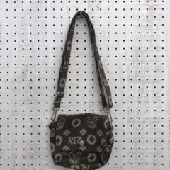 Item thumbnail for item b58607c6-073a-48a2-9329-4dc8fae6a643