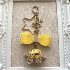 馬車のチャーム　キーホルダー