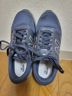 ニューバランス550 メンズスニーカー　 ネイビー25.5㎝