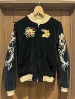 訳あり　クリームソーダ　バウンティーハンター　スタジャン　 ピンクドラゴン 訳ありクリームソーダバウンティーハンタースタジャン ピンク