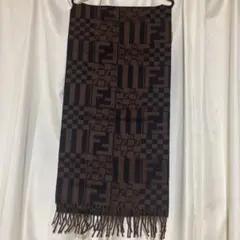 タグ付き フェンディ FENDI 総柄 ロゴ マフラー