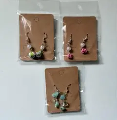 ハンドメイド ピアス ①